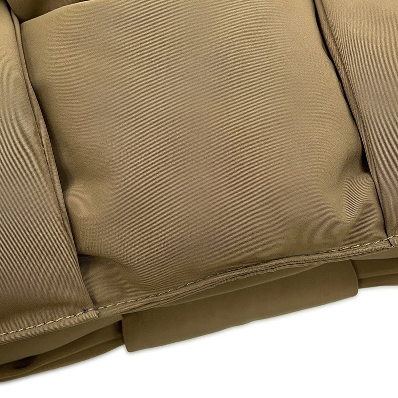 ボッテガヴェネタ ショルダーバッグ ラージ カセット ナイロン 743623 BOTTEGA VENETA