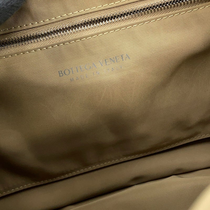 ボッテガヴェネタ ショルダーバッグ ラージ カセット ナイロン 743623 BOTTEGA VENETA