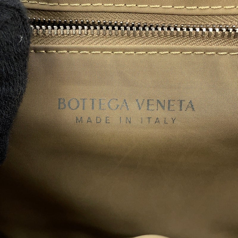 ボッテガヴェネタ ショルダーバッグ ラージ カセット ナイロン 743623 BOTTEGA VENETA