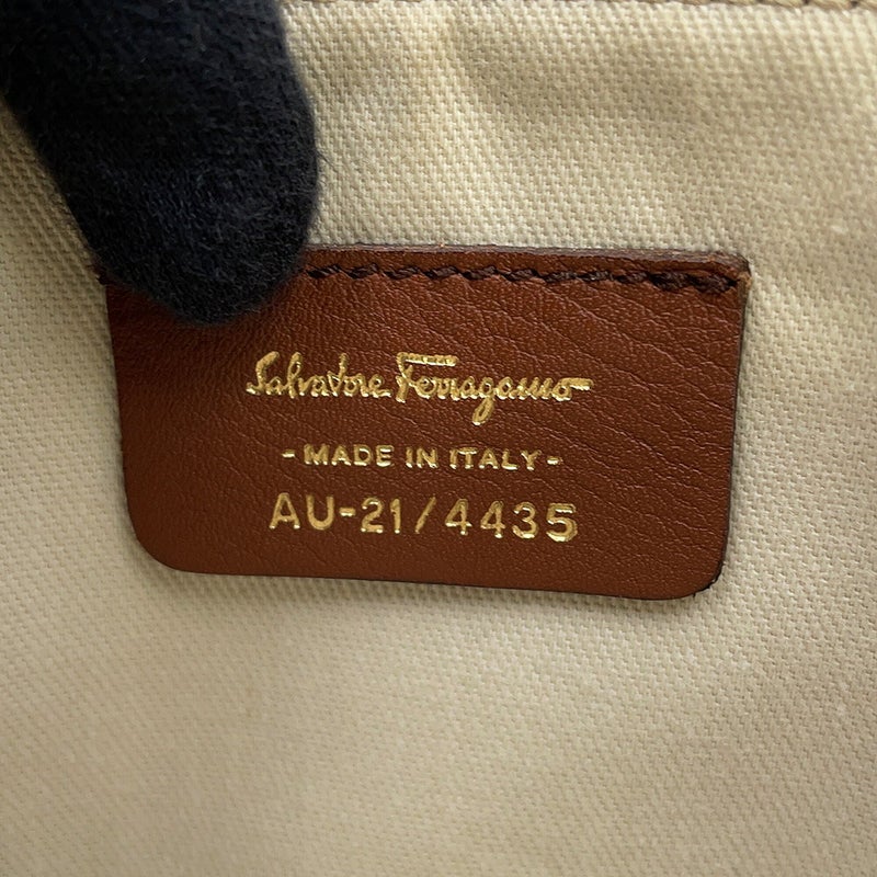 サルヴァトーレ・フェラガモ ハンドバッグ ガンチーニ アクセサリーポーチ 214435 Ferragamo