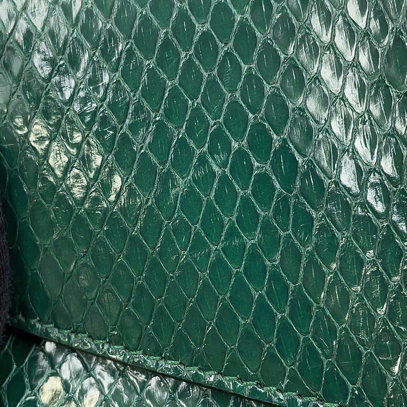 グッチ ショルダーバッグ タイガーヘッド ダブルフェイス パイソン型押しレザー 524822 GUCCI バッグ