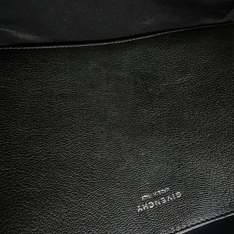 ジバンシー トートバッグ アンティゴナ ロック ソフト レザー BK508DK154 GIVENCHY 黒