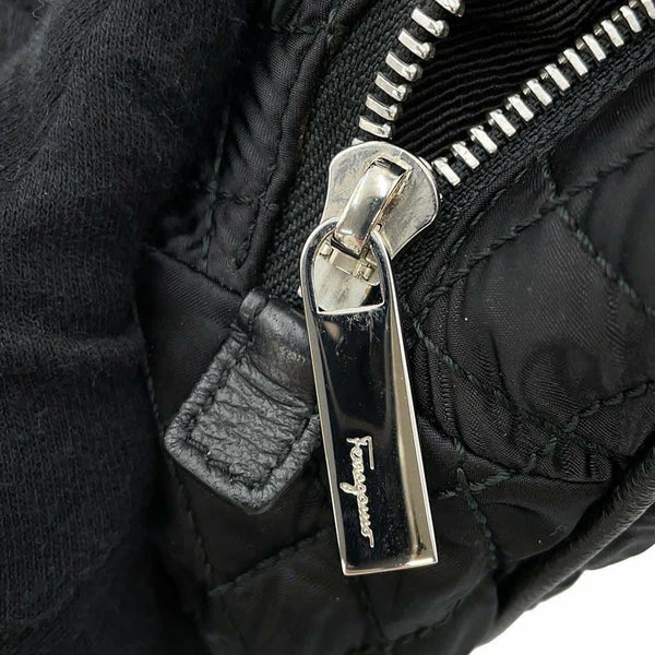 サルヴァトーレ・フェラガモ ハンドバッグ ヴァラリボン キルティング ナイロン GG-21D919 Ferragamo 黒