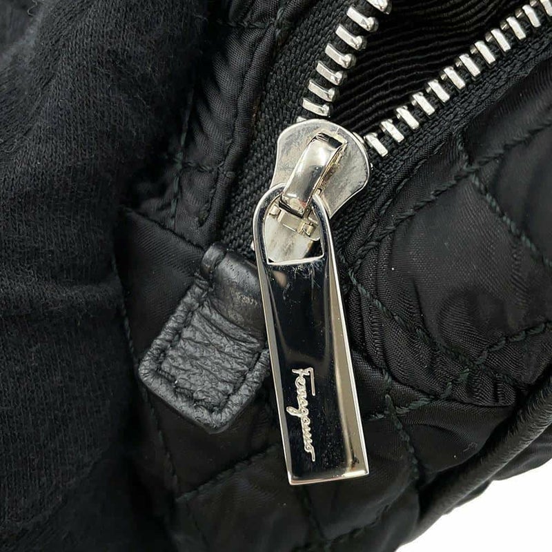 サルヴァトーレ・フェラガモ ハンドバッグ ヴァラリボン キルティング ナイロン GG-21D919 Ferragamo 黒