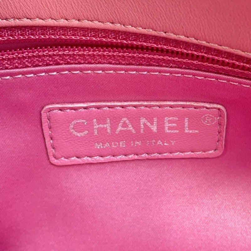 シャネル チェーンショルダーバッグ シェブロン ココマーク ラムスキン CHANEL バッグ Wチェーン