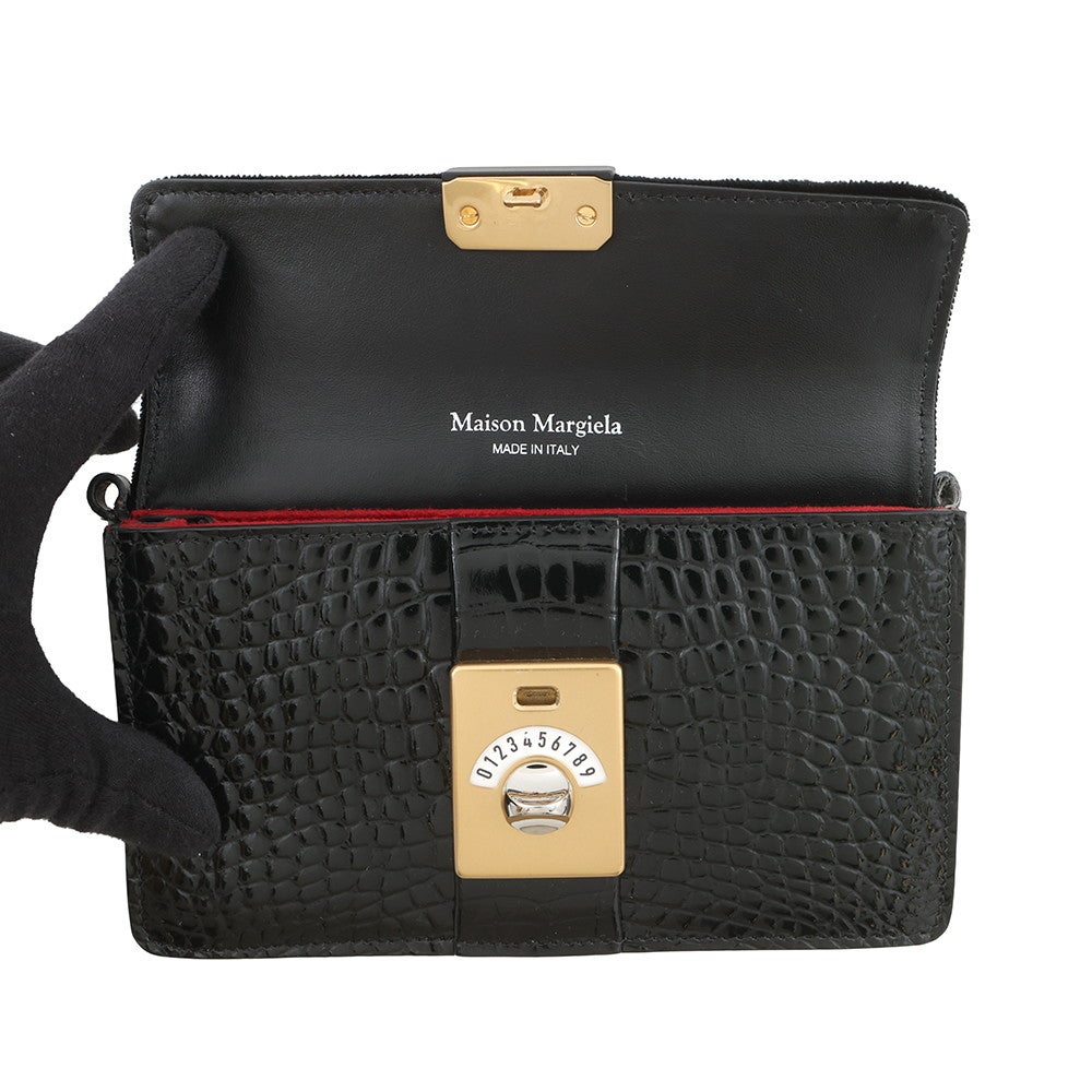 メゾンマルジェラ ショルダーバッグ New Lock ホリゾンタル SB1WD0005 Maison Margiela 黒 メゾンマルジェラ ショルダーバッグ New Lock ホリゾンタル SB1WD0005