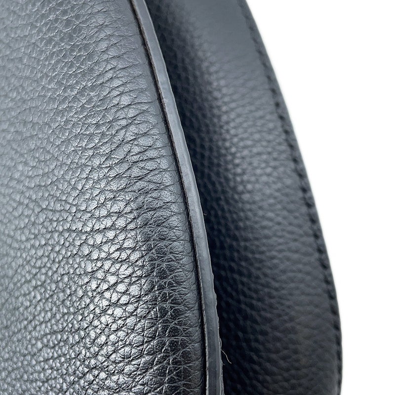 フェンディ ショルダーバッグ メロン スモール レザー 7VA635 FENDI 黒