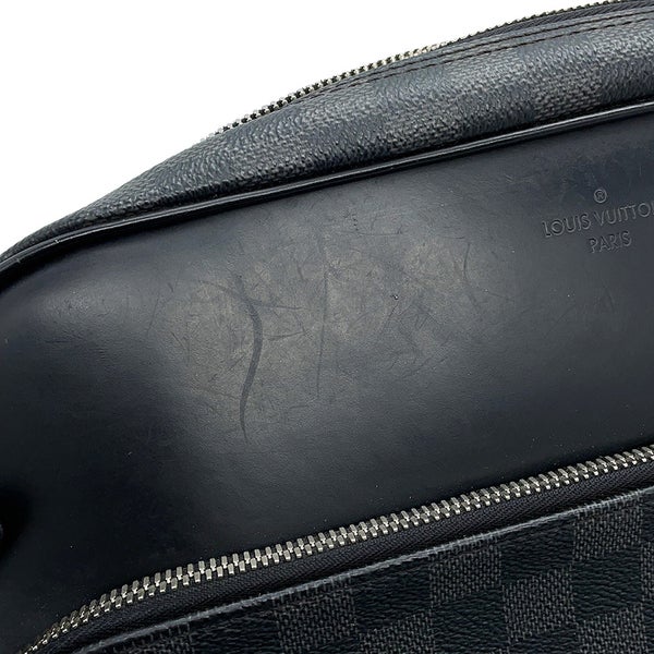 ルイヴィトン ショルダーバッグ ダミエ・グラフィット デイトンMM N41409 LOUIS VUITTON ヴィトン メンズ 黒 ブラック