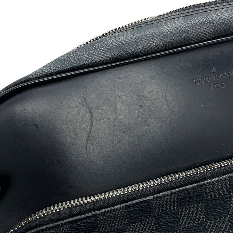 ルイヴィトン ショルダーバッグ ダミエ・グラフィット デイトンMM N41409 LOUIS VUITTON ヴィトン メンズ 黒 ブラック
