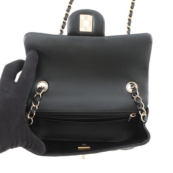 シャネル チェーンショルダーバッグ ミニ マトラッセ 20 ココマーク ラムスキン A69900 CHANEL 黒