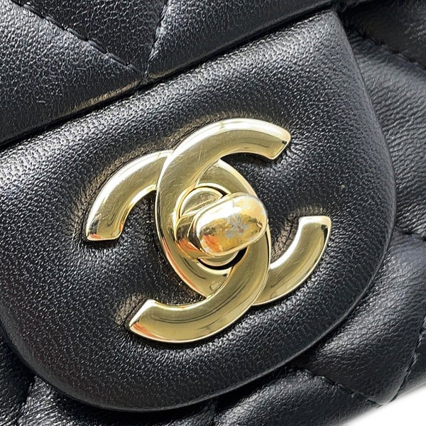 シャネル チェーンショルダーバッグ ミニ マトラッセ 20 ココマーク ラムスキン A69900 CHANEL 黒