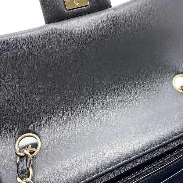 シャネル チェーンショルダーバッグ ミニ マトラッセ 20 ココマーク ラムスキン A69900 CHANEL 黒