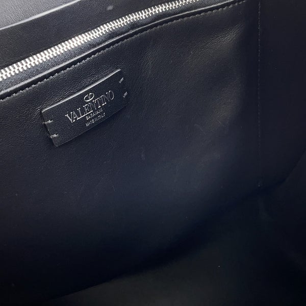 ヴァレンティノ・ガラヴァーニ トートバッグ VLTN タイムズ レザー UY2B0963GTC VALENTINO バッグ 黒