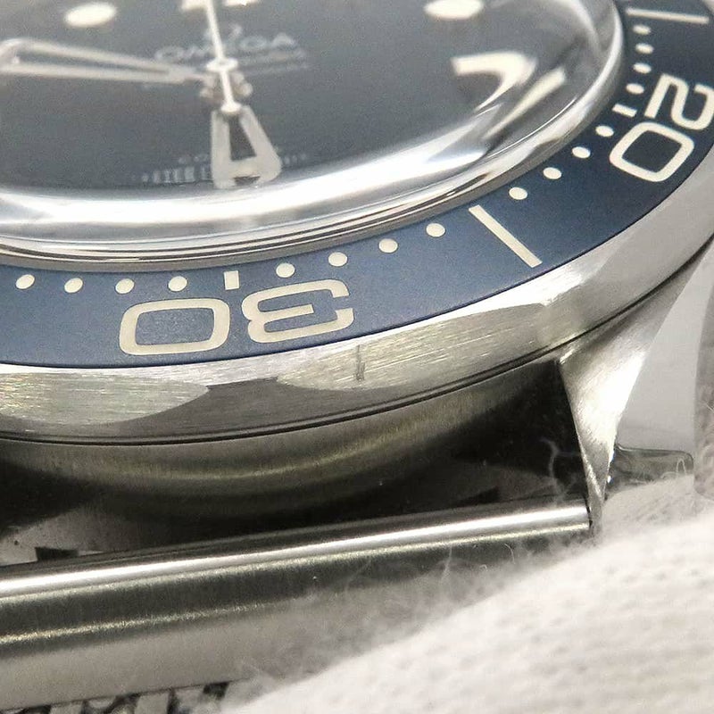 オメガ シーマスター ダイバー 300M 007 ボンド映画60周年記念 210.30.42.20.03.002 OMEGA 腕時計 ブルー文字盤