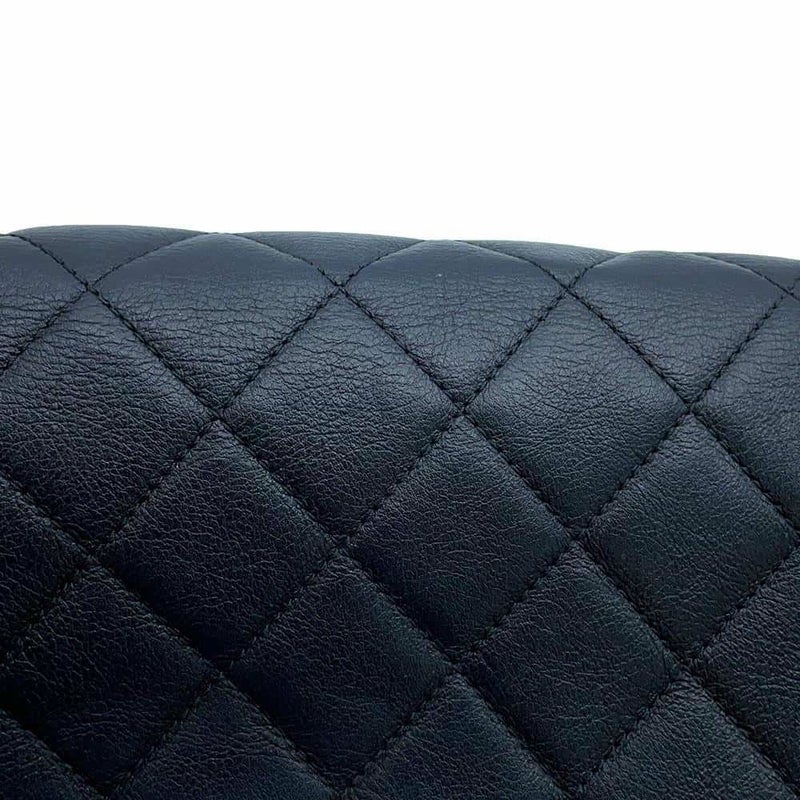 シャネル チェーンショルダーバッグ マトラッセ ココマーク カーフスキン フェイクパール CHANEL バッグ 黒