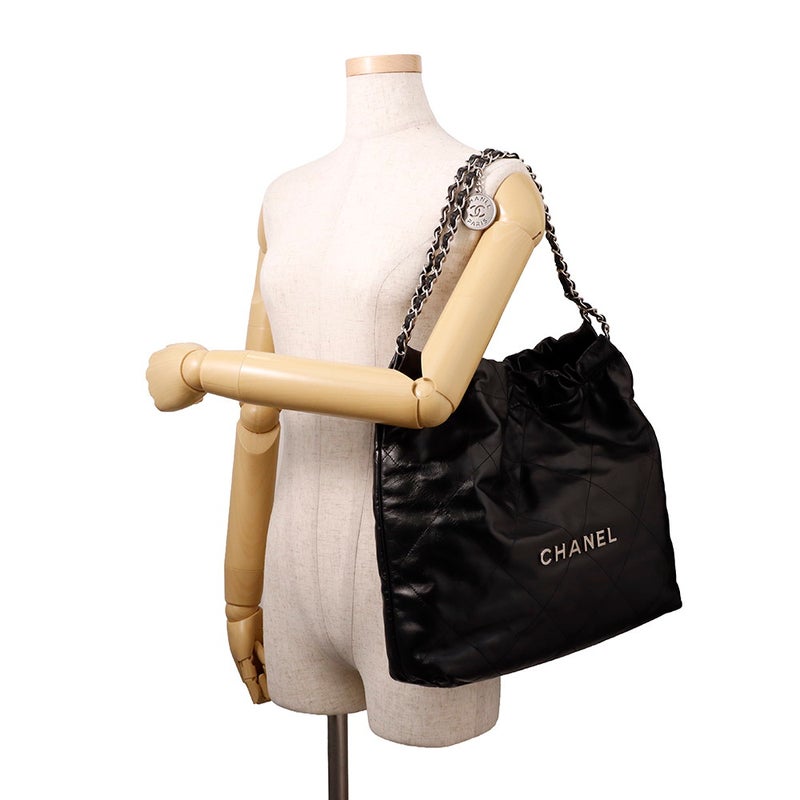 シャネル チェーンショルダーバッグ CHANEL 22 マトラッセ スモール シャイニーカーフレザー AS3261 ポーチ付き 黒