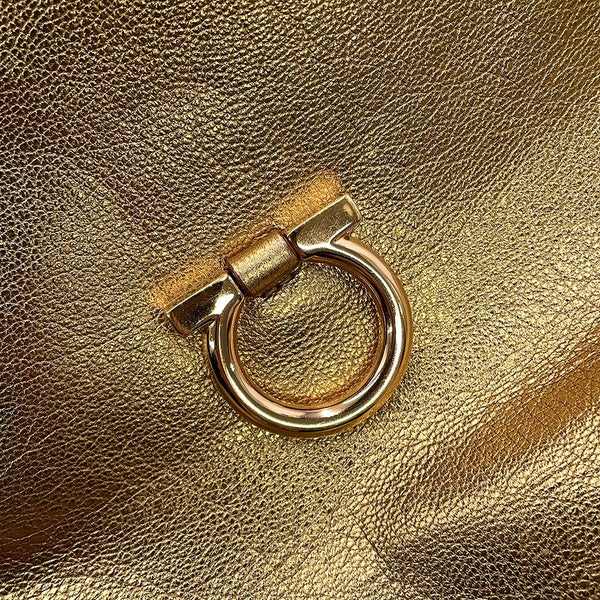 サルヴァトーレ・フェラガモ ハンドバッグ ガンチーニ レザー 21B717 Ferragamo ワンショルダーバッグ