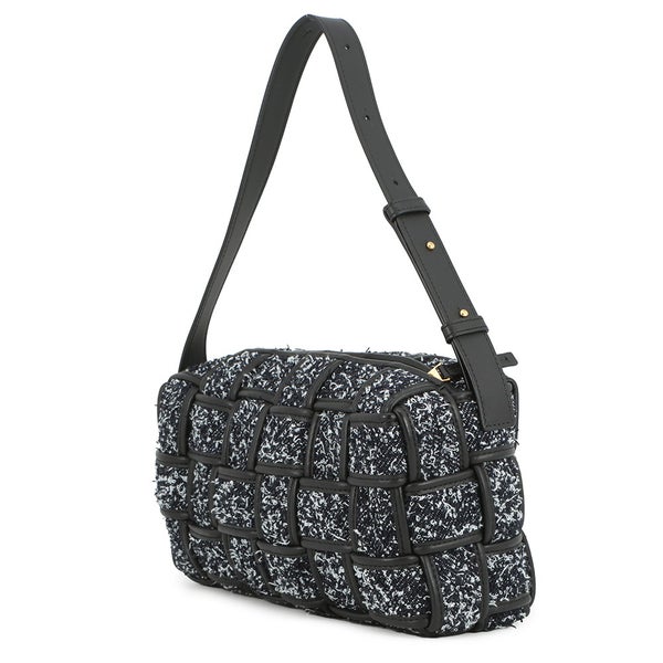 ボッテガヴェネタ ショルダーバッグ ブリックカセット マキシイントレチャート ツイード レザー BOTTEGA VENETA バッグ 黒