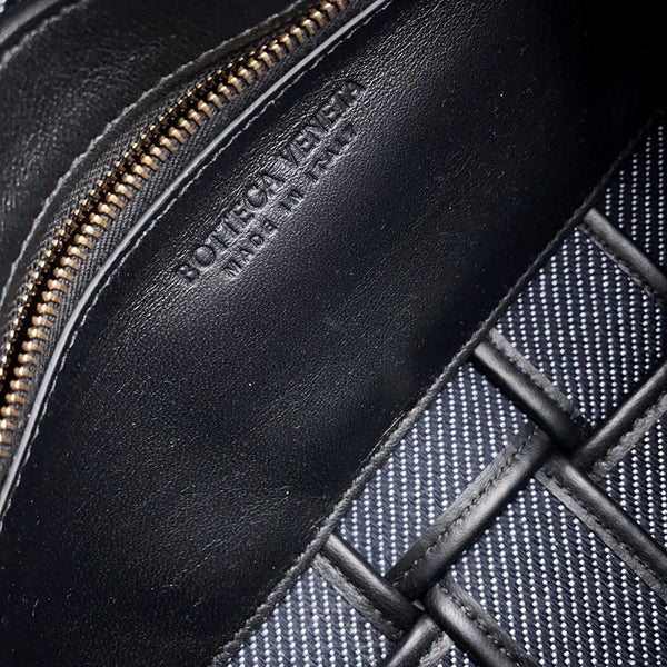 ボッテガヴェネタ ショルダーバッグ ブリックカセット マキシイントレチャート ツイード レザー BOTTEGA VENETA バッグ 黒