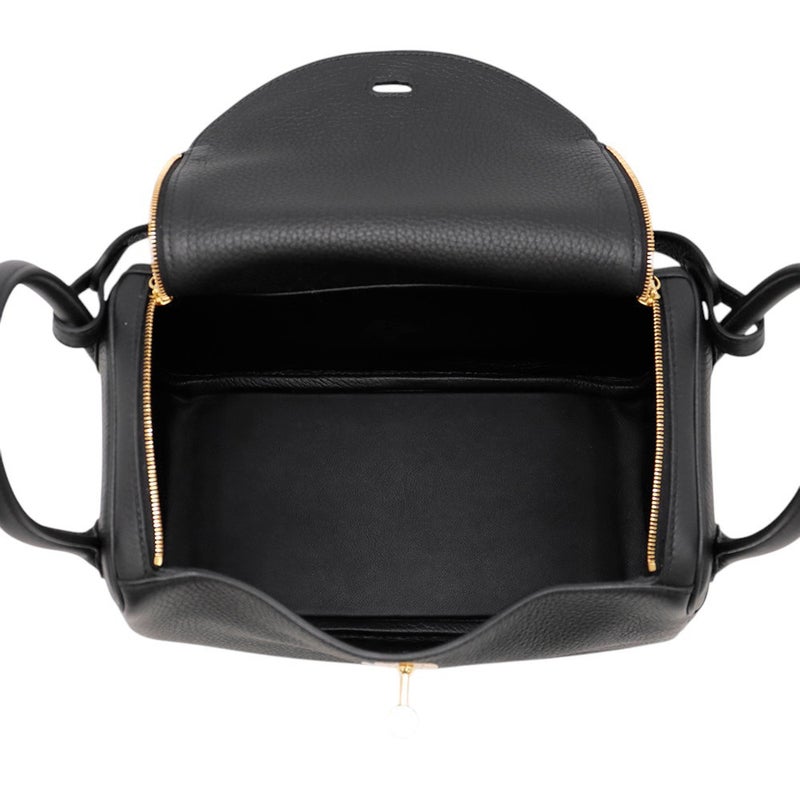 エルメス ハンドバッグ リンディ26 ブラック/ゴールド金具 トリヨンクレマンス K刻印 ２wayショルダー 黒