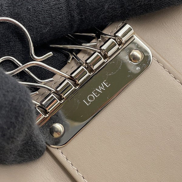 ロエベ キーケース アナグラム 6連 カーフレザー C821K92X01 LOEWE