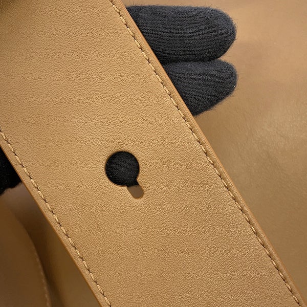ロエベ トートバッグ ペブル バケットバッグ ミディアム スムースカーフレザー AANBBBWX01 LOEWE