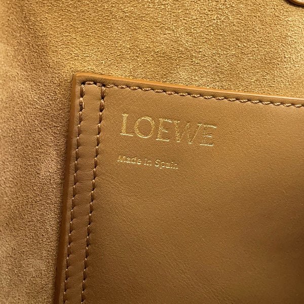 ロエベ トートバッグ ペブル バケットバッグ ミディアム スムースカーフレザー AANBBBWX01 LOEWE