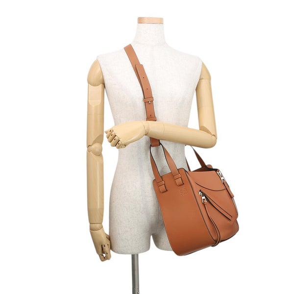 ロエベ ショルダーバッグ ハンモックバッグ スモール クラシックカーフレザー 387.30.S35 LOEWE 2WAY ブラウン