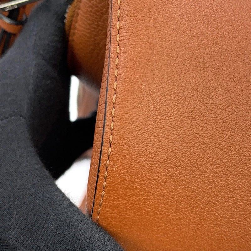 ロエベ ボディバッグ アントン スリングバッグ レザー B511A09X06 LOEWE ブラウン