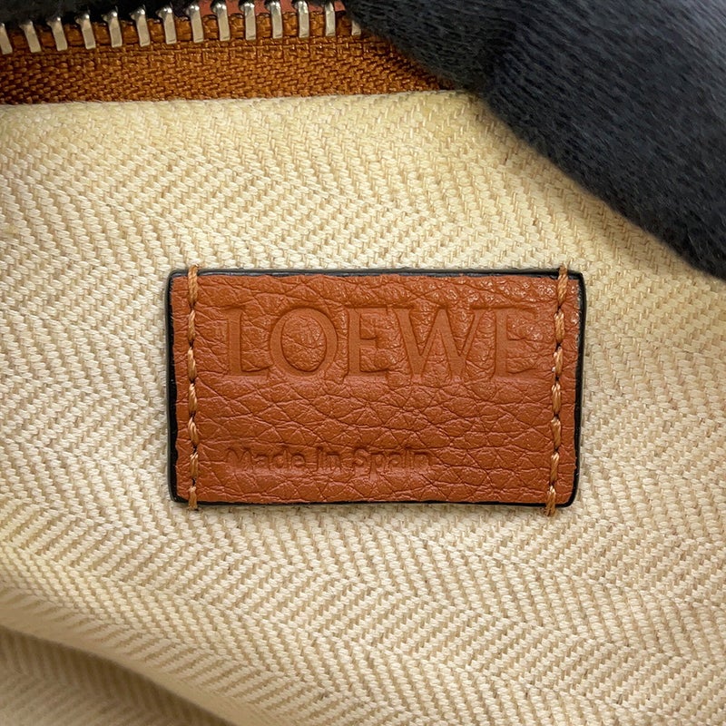 ロエベ ボディバッグ アントン スリングバッグ レザー B511A09X06 LOEWE ブラウン