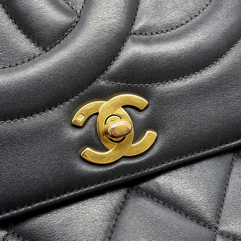 シャネル チェーンショルダーバッグ マトラッセ ココマーク デカココ ダブルチェーン キャビアスキン CHANEL 黒