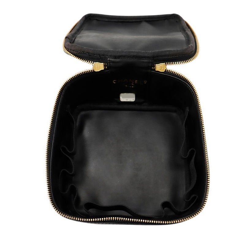 シャネル ハンドバッグ バニティバッグ ココマーク キャビアスキン 横型 A07058 CHANEL バッグ 黒