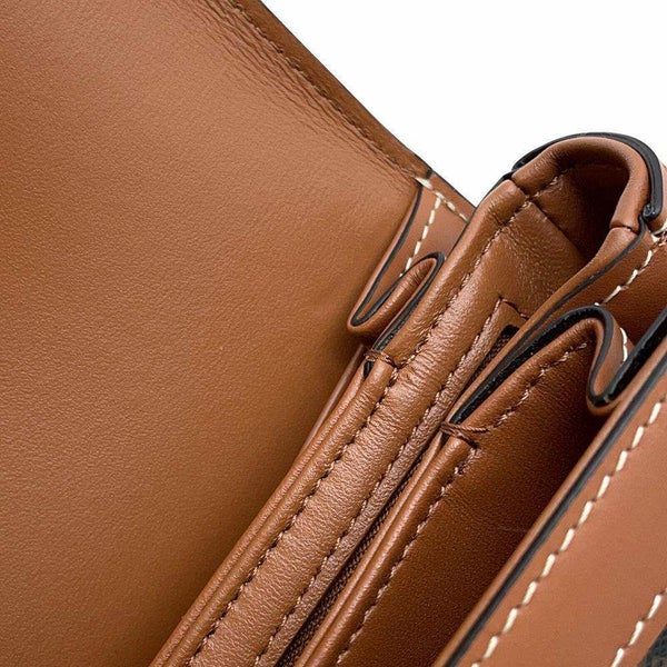 セリーヌ ショルダーバッグ ティーントリオンフ レザー 191242BZ4.04LU CELINE バッグ