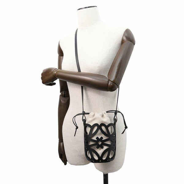 ロエべ ショルダーバッグ アナグラム カットアウト ポケット C922Y62X02 LOEWE 黒