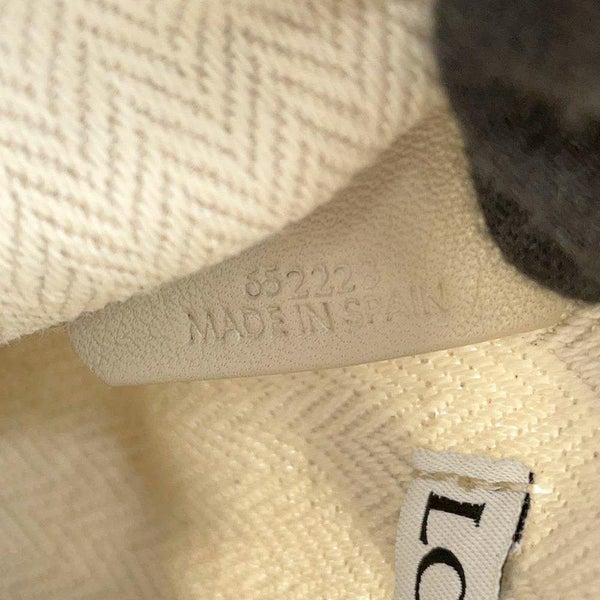 ロエべ ショルダーバッグ アナグラム カットアウト ポケット C922Y62X02 LOEWE 黒