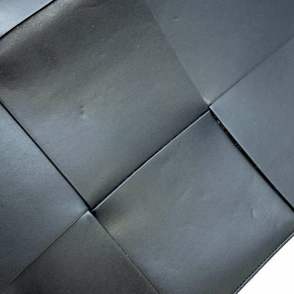 ボッテガヴェネタ ショルダーバッグ マキシ イントレチャート カセット メッセンジャーバッグ BOTTEGA VENETA 黒