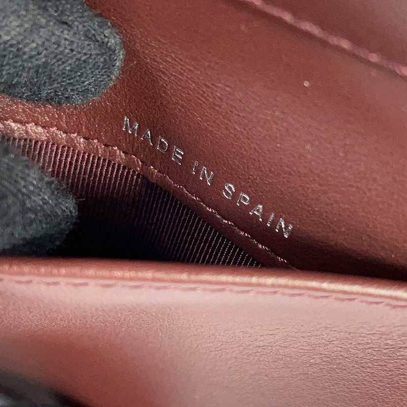 シャネル 三つ折り財布 マトラッセ ココマーク クラシック スモール フラップ ウォレット キャビアスキン AP0229 CHANEL 黒