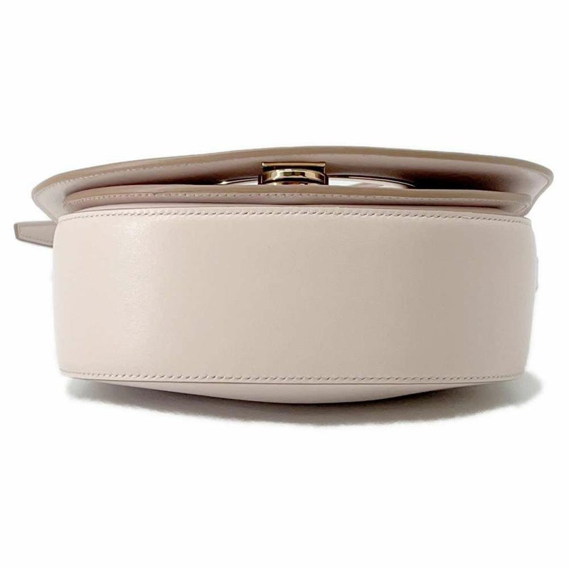 サルヴァトーレ・フェラガモ チェーンショルダーバッグ ガンチーニ レザー AU 21 G998 Ferragamo