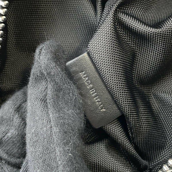 セリーヌ ショルダーバッグ ミディアム トレッキング メッセンジャー ナイロン 198692 CELINE 黒