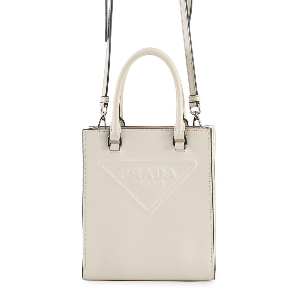 PRADAプラダ ハンドバッグ レザー　トライアングルロゴ プラダ(Prada) トライアングルロゴ レディース レザー ショルダー