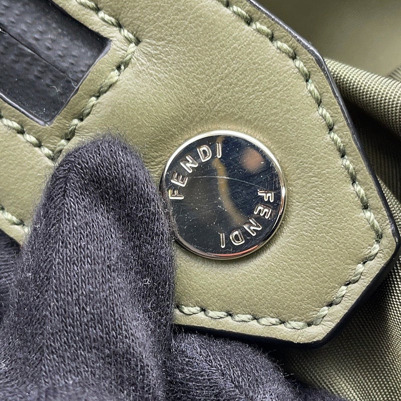 フェンディ リュック ナイロン レザー 7VZ037 SIU FENDI バッグパック イス付き