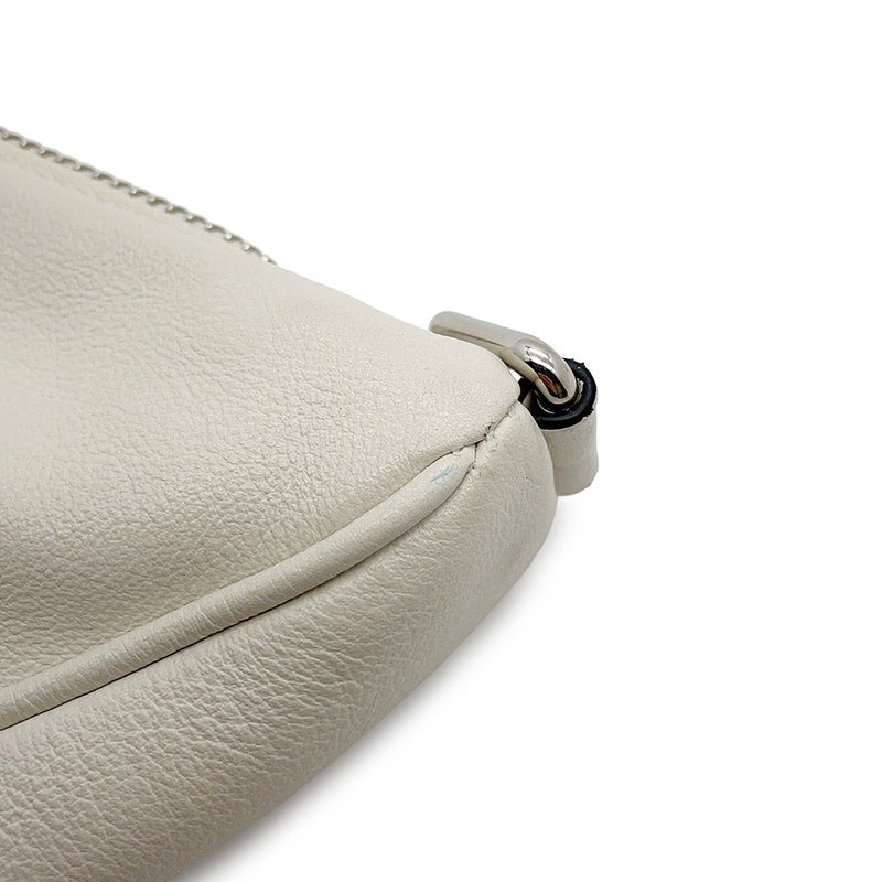 プラダ クラッチバッグ トライアングル レザー 1NE039 PRADA セカンドバッグ ポーチ 白