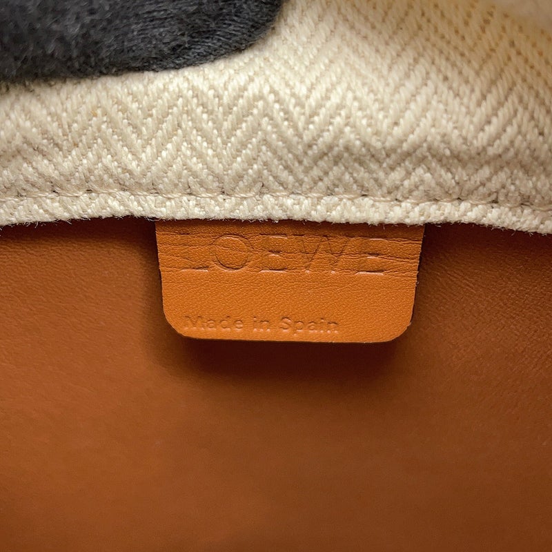 ロエベ ショルダーバッグ ジャルディニエ ポケット カーフレザー A630G43X01 LOEWE バケットバッグ ブラウン