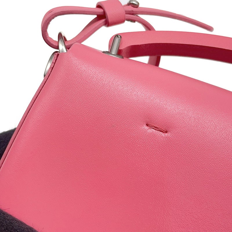 フェンディ ショルダーバッグ バゲット フォンポーチ パテント エナメル レザー 7AS142 FENDI 2way