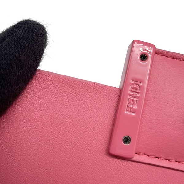 フェンディ ショルダーバッグ バゲット フォンポーチ パテント エナメル レザー 7AS142 FENDI 2way