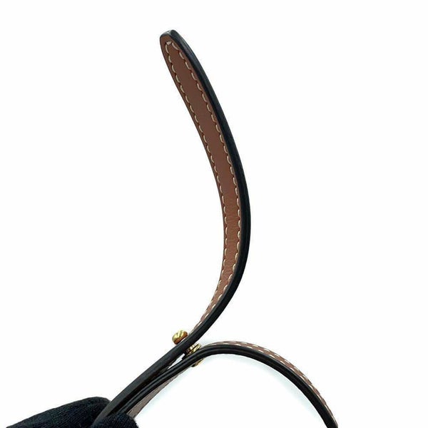 セリーヌ ショルダーバッグ オーバルパース キュイルトリオンフ 10I703DPQ CELINE