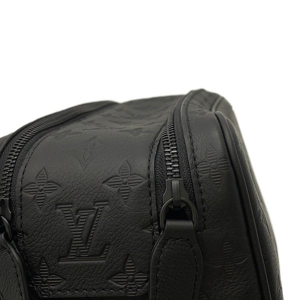 ルイヴィトン クラッチバッグ モノグラム・シャドウ ドップ・キット M12645 LOUIS VUITTON ヴィトン メンズ ブラック 黒