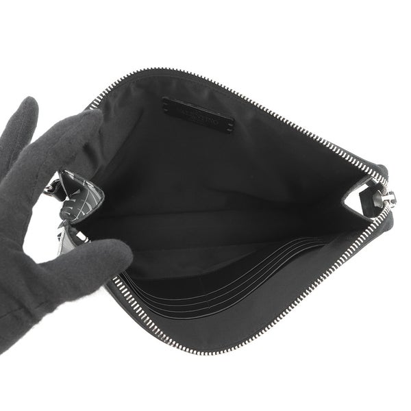 ヴァレンティノ・ガラヴァーニ クラッチバッグ VLTNロゴ タイムズ レザー WY2P0P09GTC VALENTINO 黒