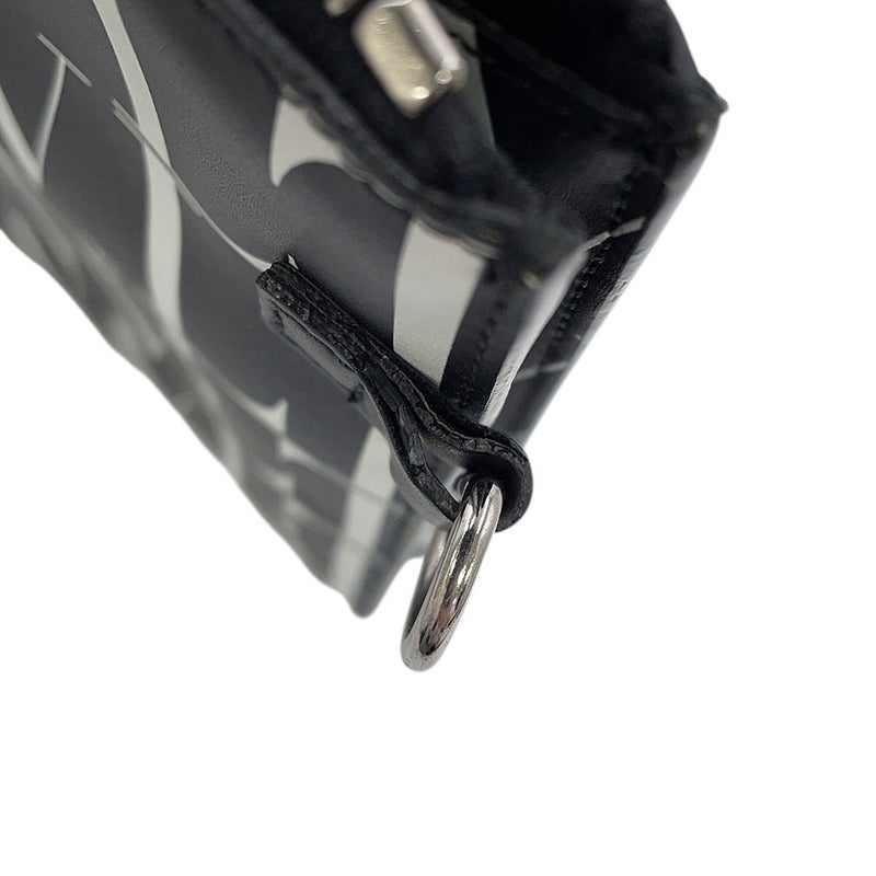 ヴァレンティノ・ガラヴァーニ クラッチバッグ VLTNロゴ タイムズ レザー WY2P0P09GTC VALENTINO 黒