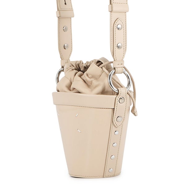 メゾンマルジェラ ショルダーバッグ ファイヤー ミニ バケットバッグ エナメル レザー SB3WG0042 Maison Margiela